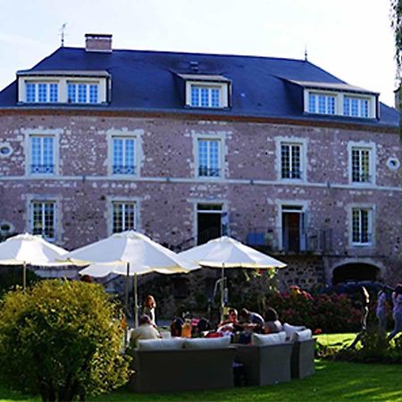 Logis - Auberge De L'Abbaye Thiron-Gardais Esterno foto