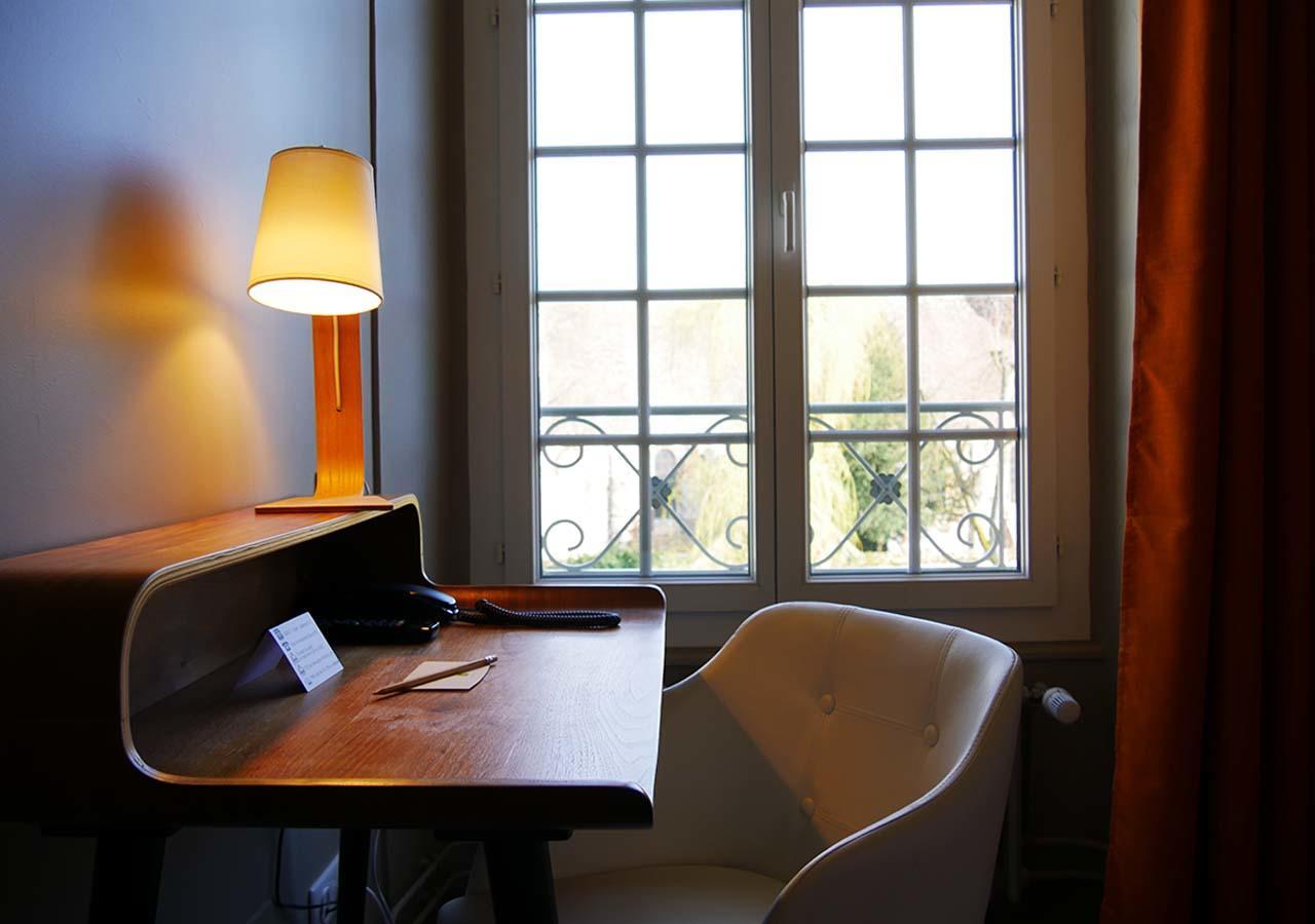 Logis - Auberge De L'Abbaye Thiron-Gardais Esterno foto